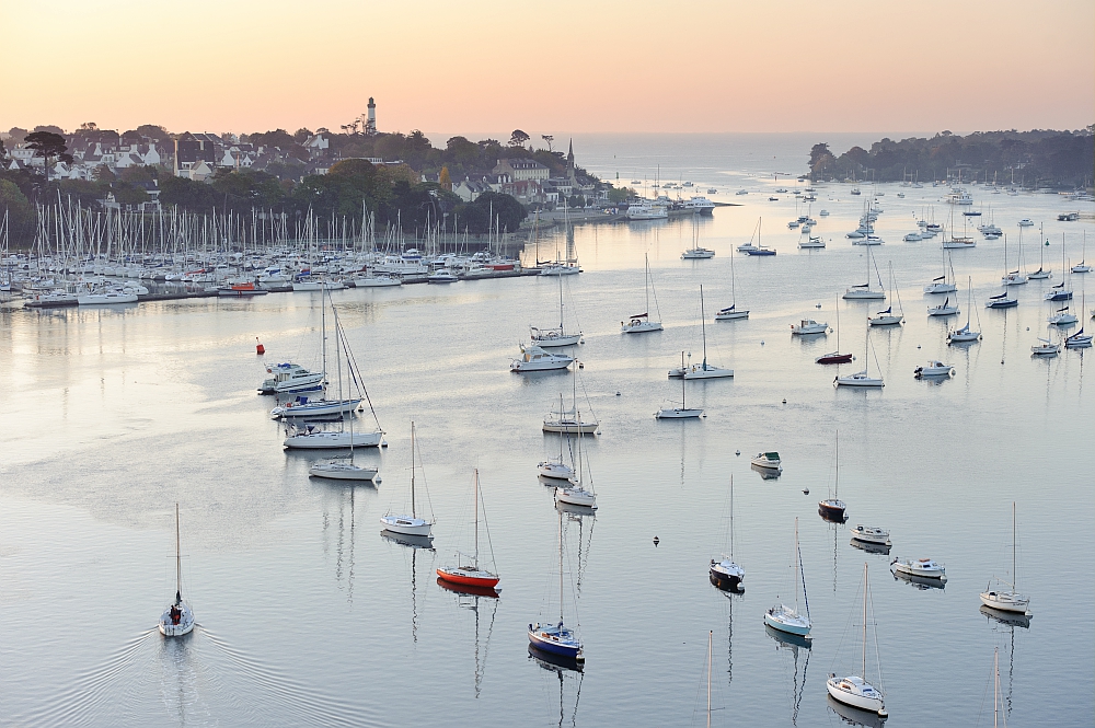 Port de Bénodet au coucher de soleil - Finistère Sud